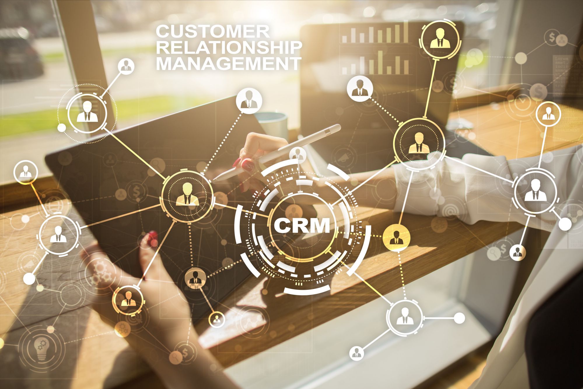 mejora-la-experiencia-del-cliente-sin-interrupciones-ni-retrasos-al-integrar-tu-crm-y-herramientas-de-trabajo-en-un-solo-lugar